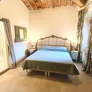 https://lantica-cisterna.it-tuscanyhotel.com